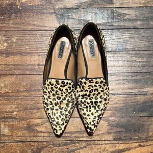 LAST CHANCE Topshop calf hair leopard print pointy toe flat